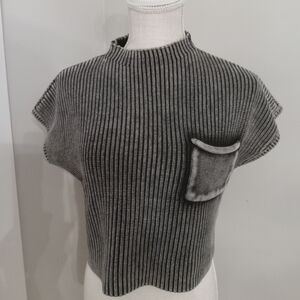 NWOT Zenana Outfitters Womens Ash Black Ribbed Mock Neck Pocket Crop Sweater